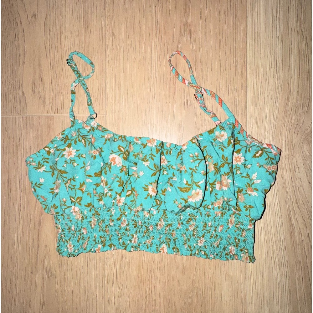 Vovigor‎ Floral Smocked Crop Top